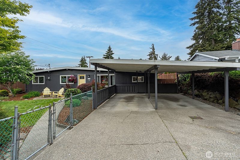 4th image of 24855 16TH Avenue S