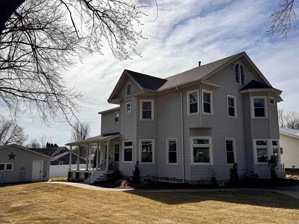 501 W 4th St, Sanborn, IA 51248