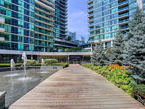 3rd image of 33 Bay St #3310
