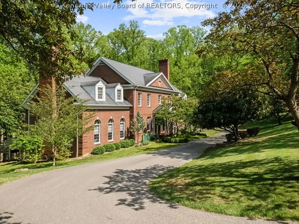 101 Whispering Woods Rd, Charleston, WV 25304