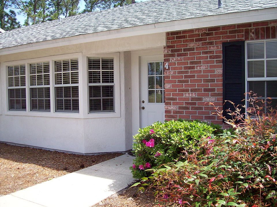 1st image of 4 Kings Colony Ct N