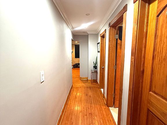 5th image of 2749 E 23rd St #1