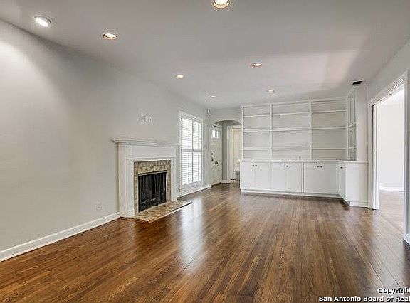 5th image of 202 Claywell Dr