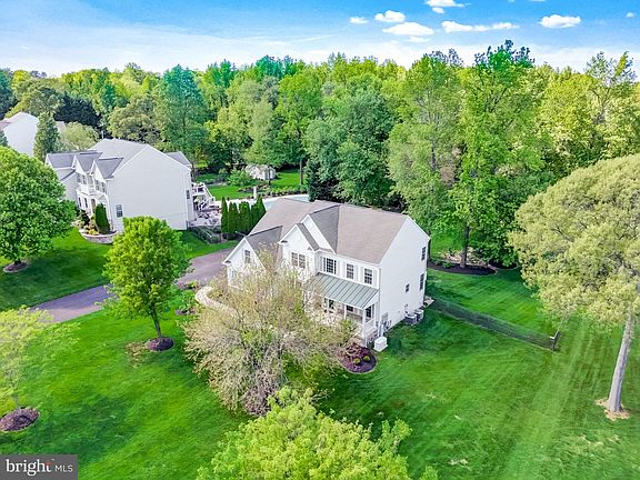 3rd image of 8422 Mortonhall Ct