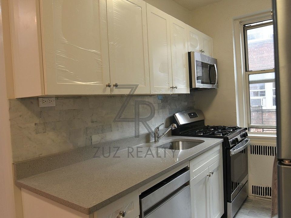1st image of 402 Ocean Pkwy #B405