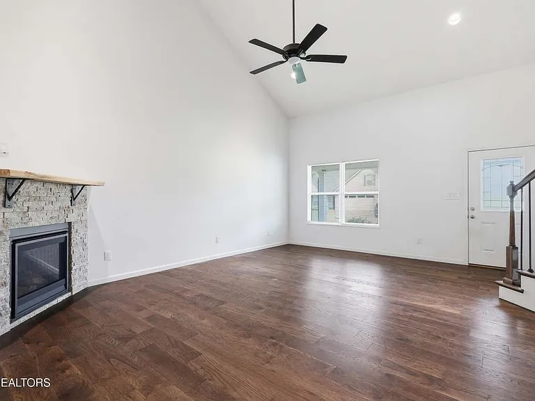 6513 Cara Cade Ln — Photo 8