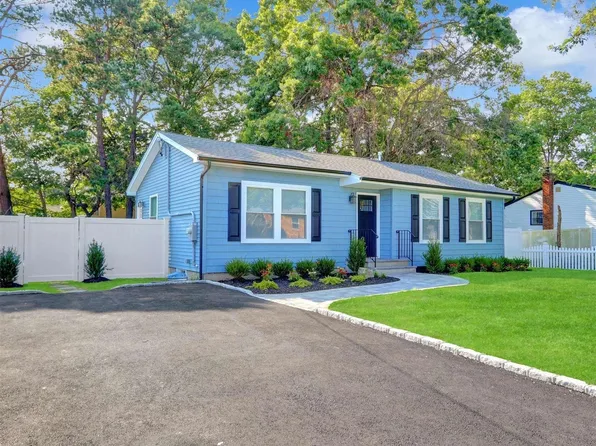 104 S 25th Street, Wyandanch, NY 11798