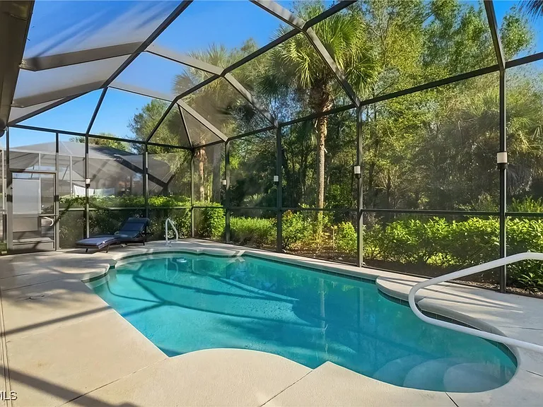 11225 Lithgow Ln — Photo 27