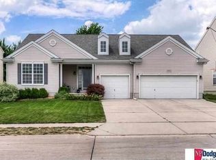5436 S 160th St, Omaha, NE 68135