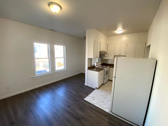 3rd image of 3403 26th St