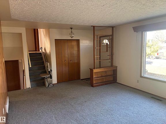 5th image of 13524 92nd St NW