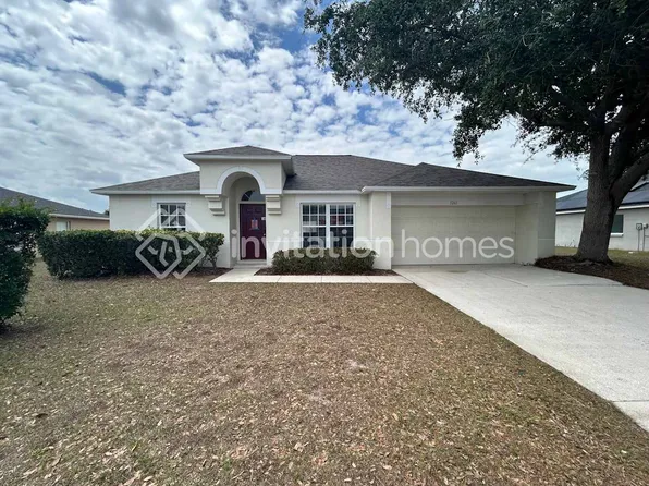 5261 English Dr, Lakeland, FL 33812