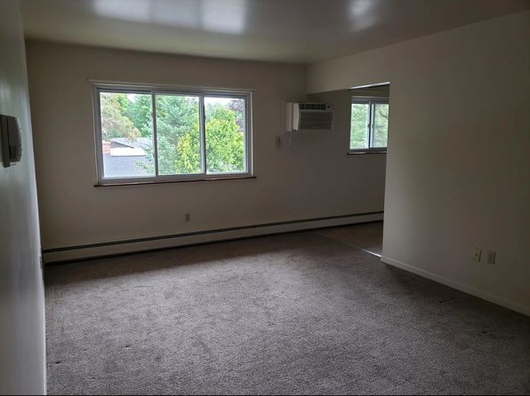 125 E Saginaw Hwy APT 4