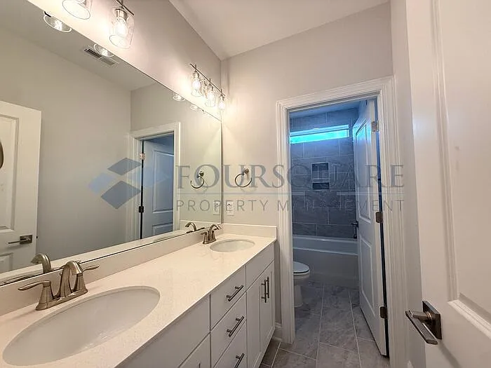 8156 Baronleigh Ln — Photo 67