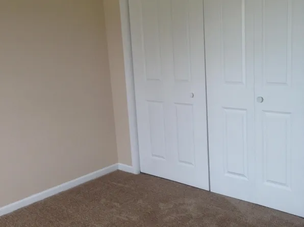 3417 NW 49th St, Topeka, KS 66618