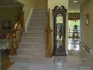4th image of 2 Clemens Ct