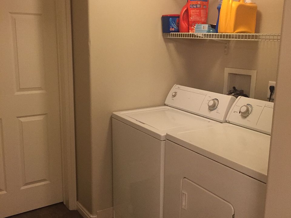 In-Unit Washer and Dryer