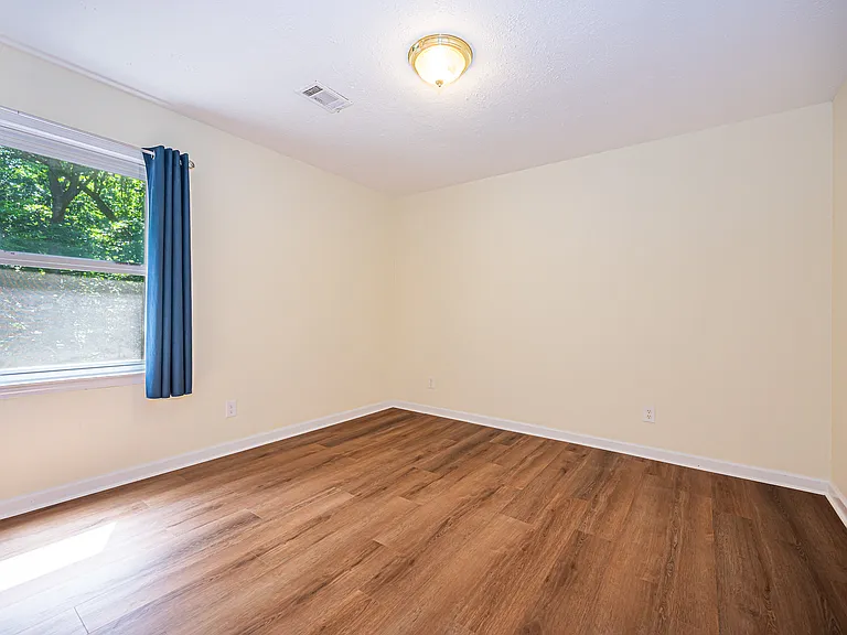 520 Arnold Rd — Photo 22