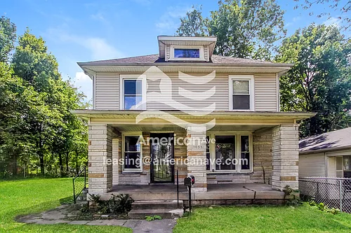 1055 W 33rd St Photo 1