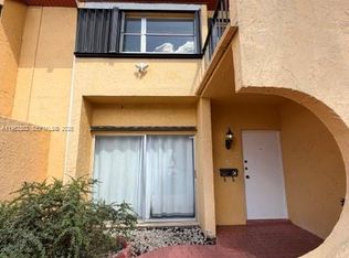 13725 SW 84th St APT C, Miami, FL 33183