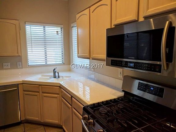 5th image of 8913 Shale Valley St #0