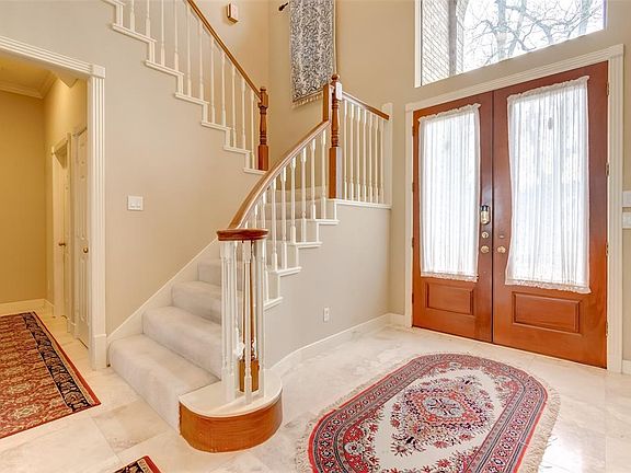 5th image of 2134 Pecan Trail Dr