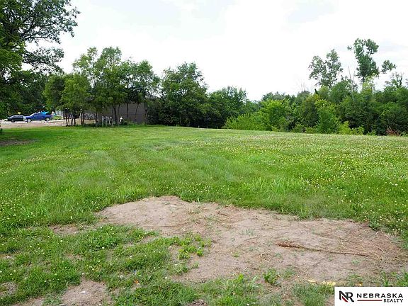 3rd image of 19700 Island Dr