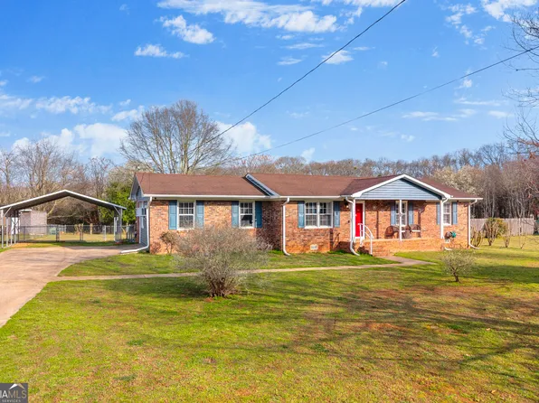 340 Floyd St, Royston, GA 30662