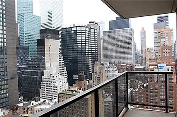 Sold by Trump International Realty | media 8