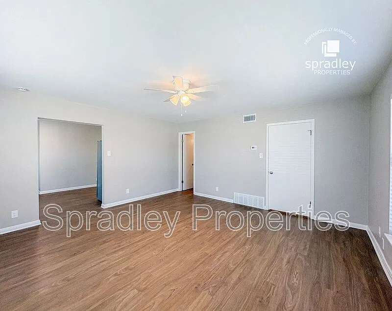 1701A W Avenue M