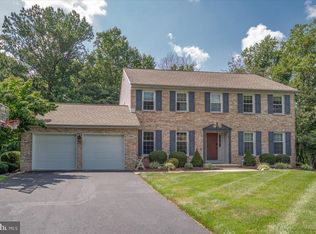 3 Deer Track Ln, Newark, DE 19711