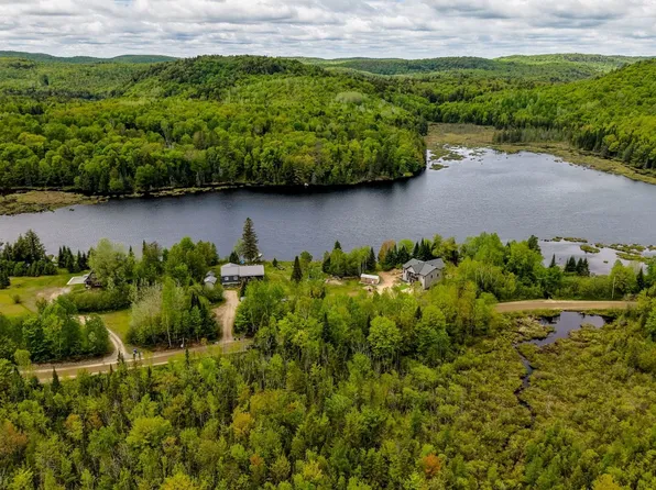 672 Chemin Du Ruisseau, Val Des Monts, QC J8N 1G4