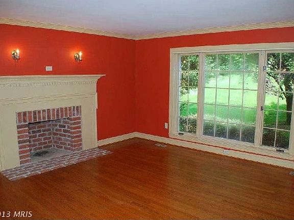 4th image of 5110 Garland Ct