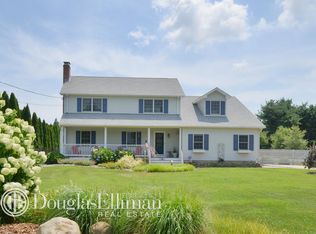 79 Peconic Bay Blvd, Aquebogue, NY 11931