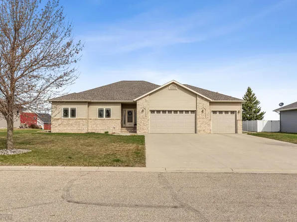 2326 Meadow Ln, Hawley, MN 56549