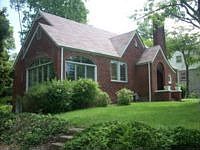 1st image of 105 E Meadowbrook Dr
