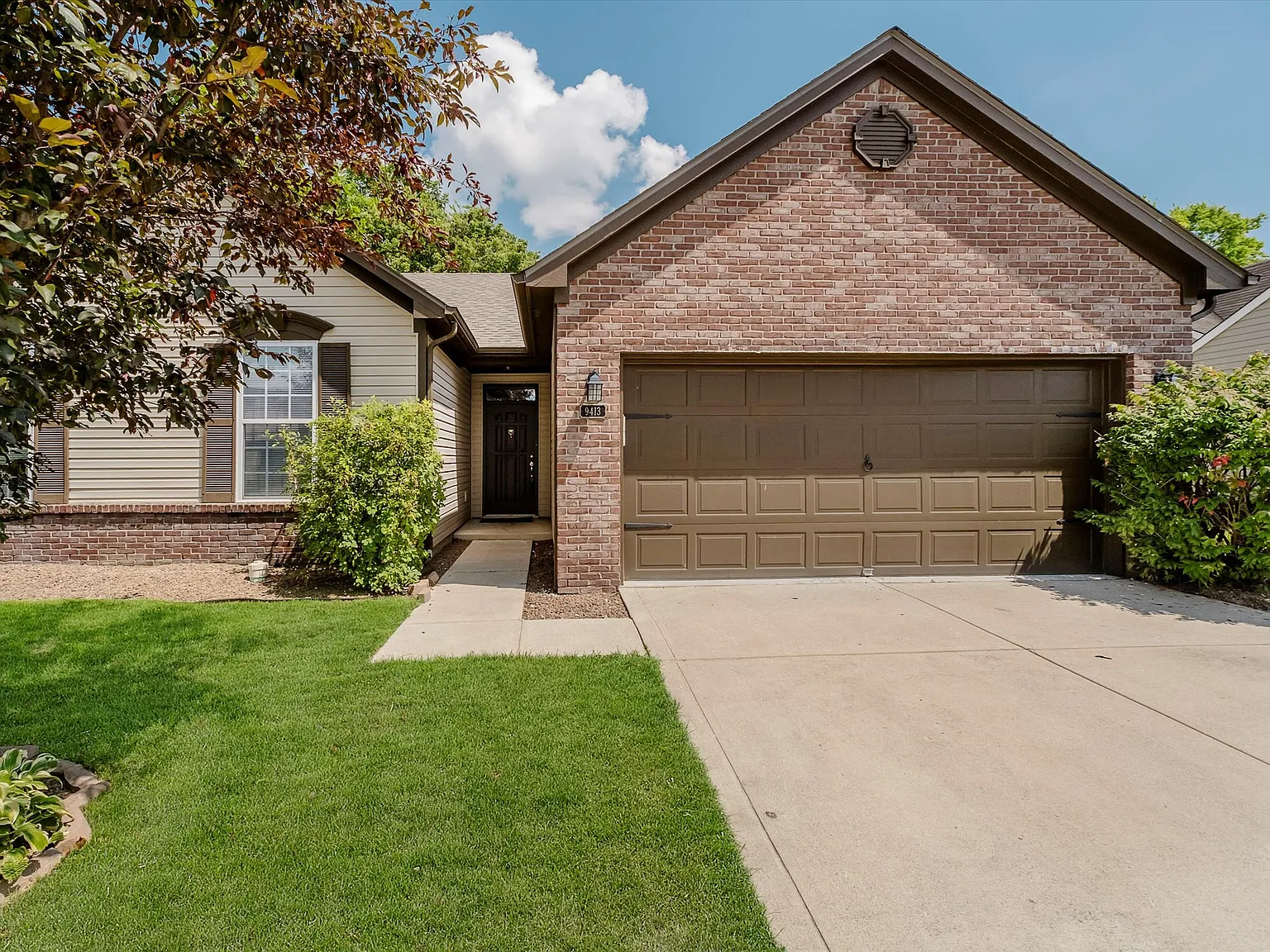9413 North Bayfield Drive - 1 — Photo 2