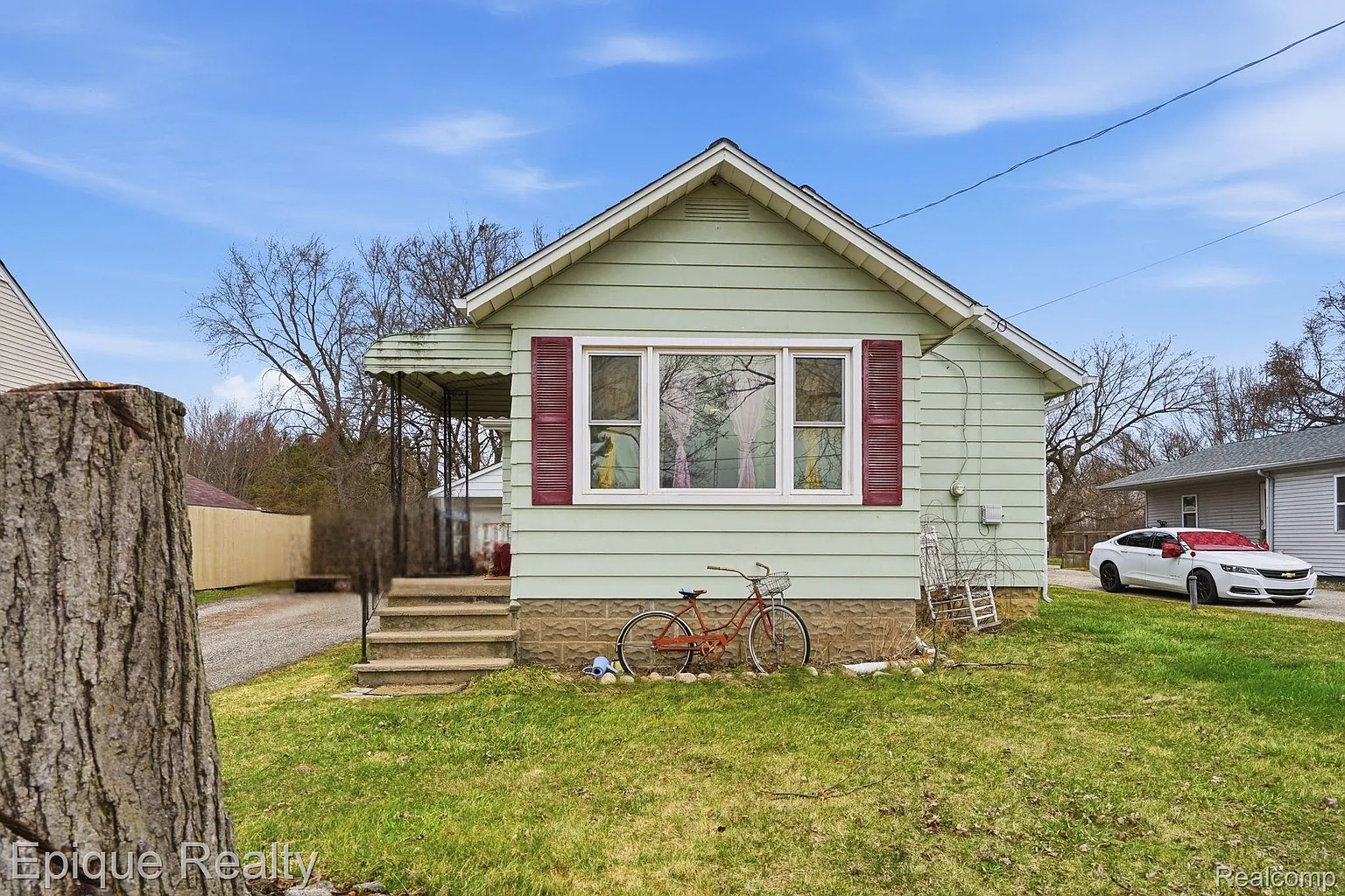 7115 Kessling St photo 1