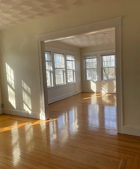 443 River Ave — Photo 5