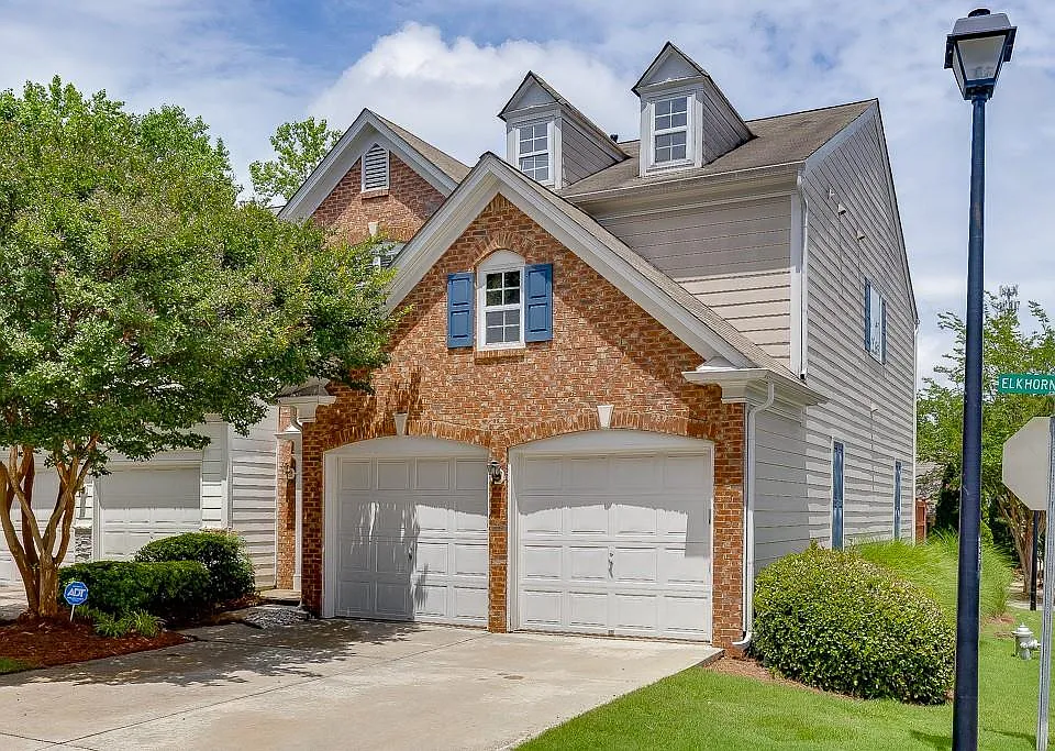 2421 Elkhorn Ter