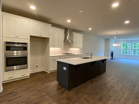 4th image of 101 Leahy Dr #S9329o