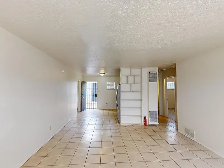 Renovated 2 Bedroom Patio Apts. in UNM South — Photo 4