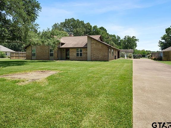 2nd image of 208 Karla Dr