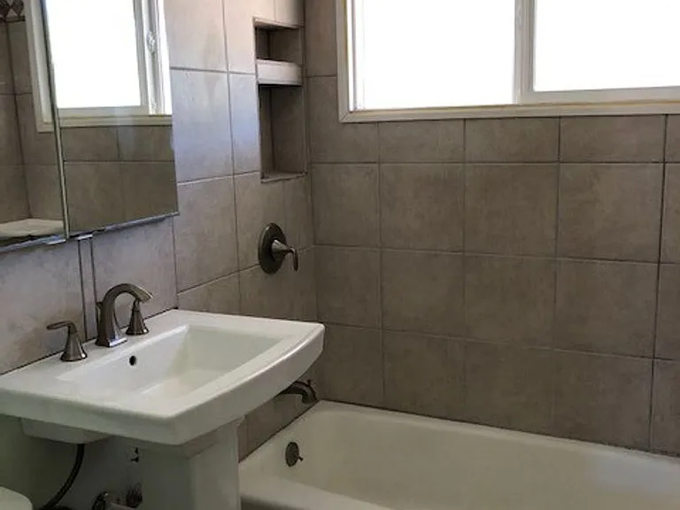 4795 SW Maple Ave — Photo 10
