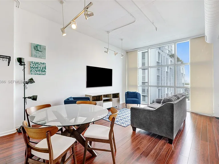 2001 Biscayne Blvd #2514 — Photo 3