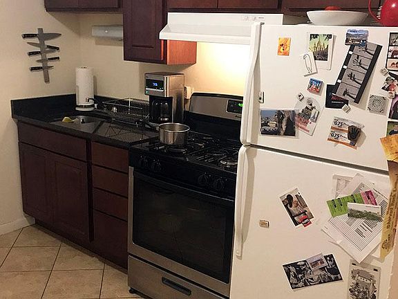 4th image of 4436 N Wolcott Ave #2D