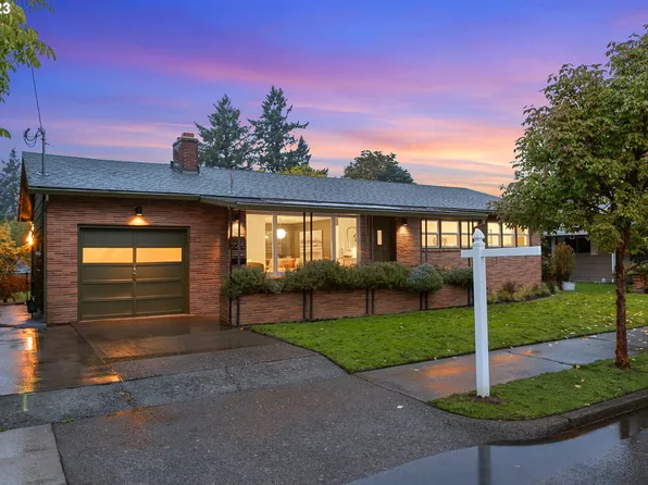 5025 NE Campaign St, Portland, OR 97218