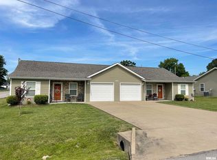 1210 E Reeves St #7, Marion, IL 62959