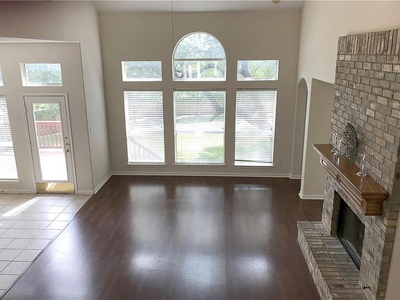 2nd image of 3107 Cashell Wood Dr