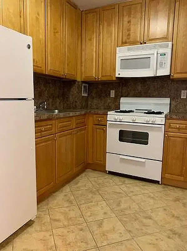 3301 Nostrand Avenue — Photo 3